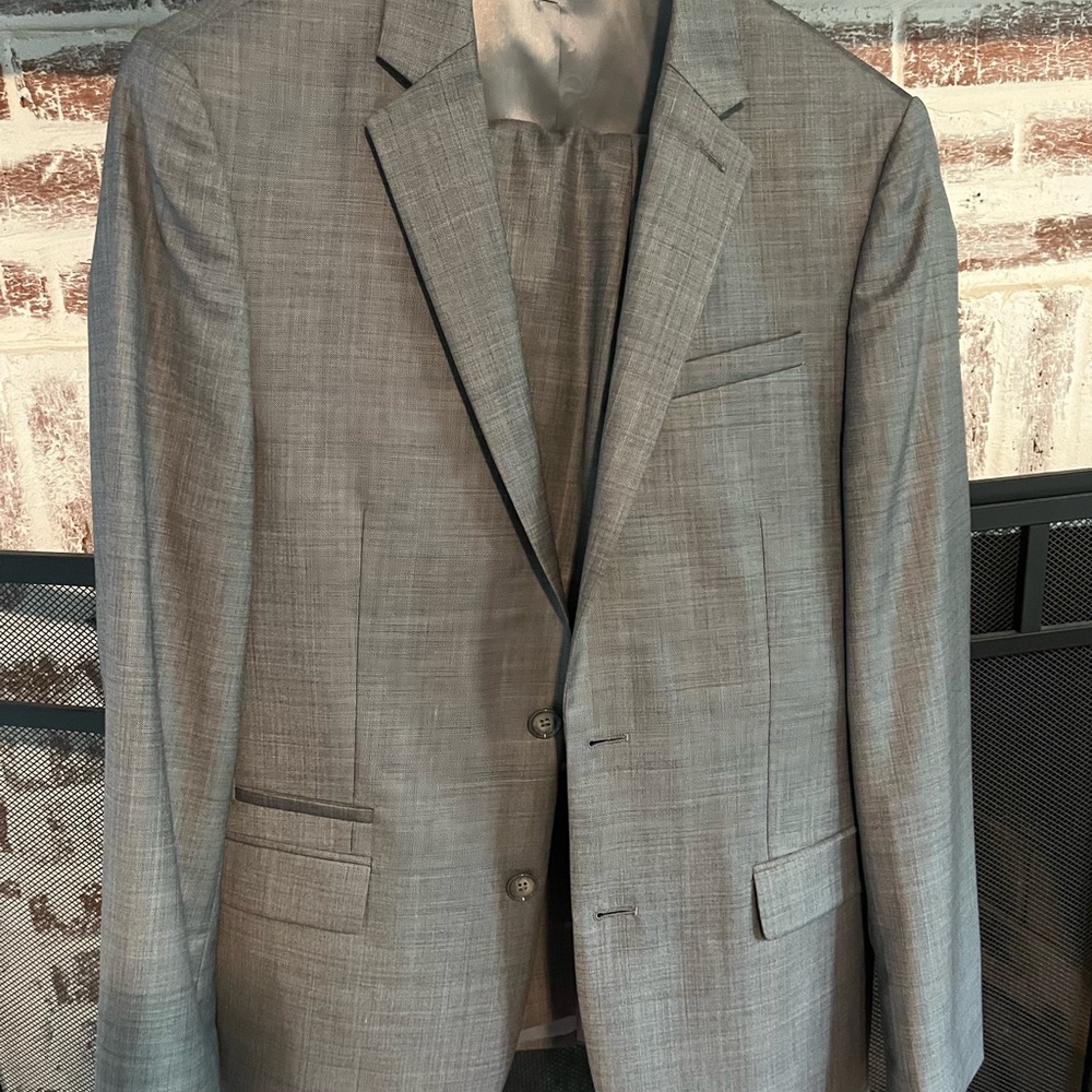Mens Grey Express Suit | Pants 29x30 Jacket is 36R